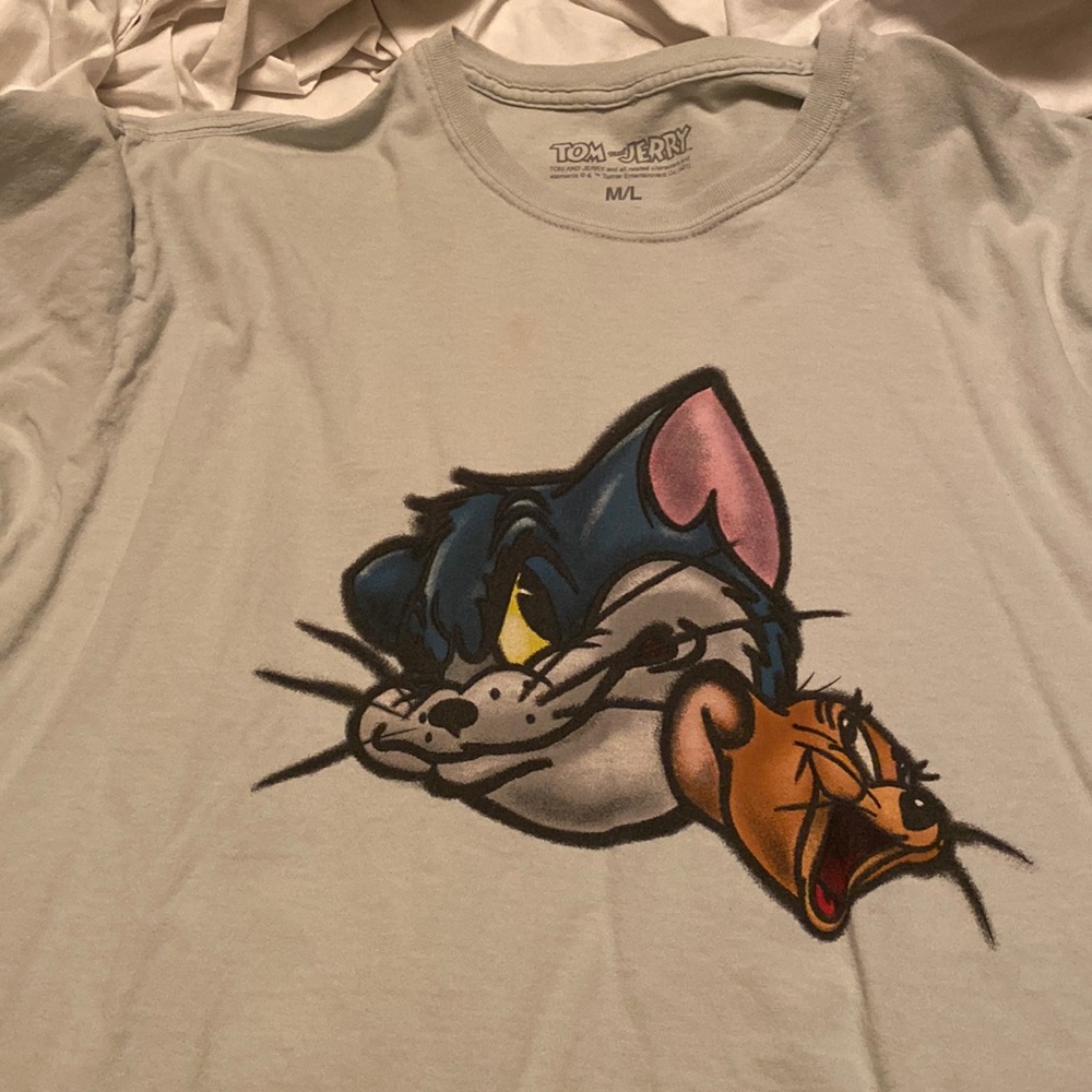 This is a Tom and Jerry t-shirt